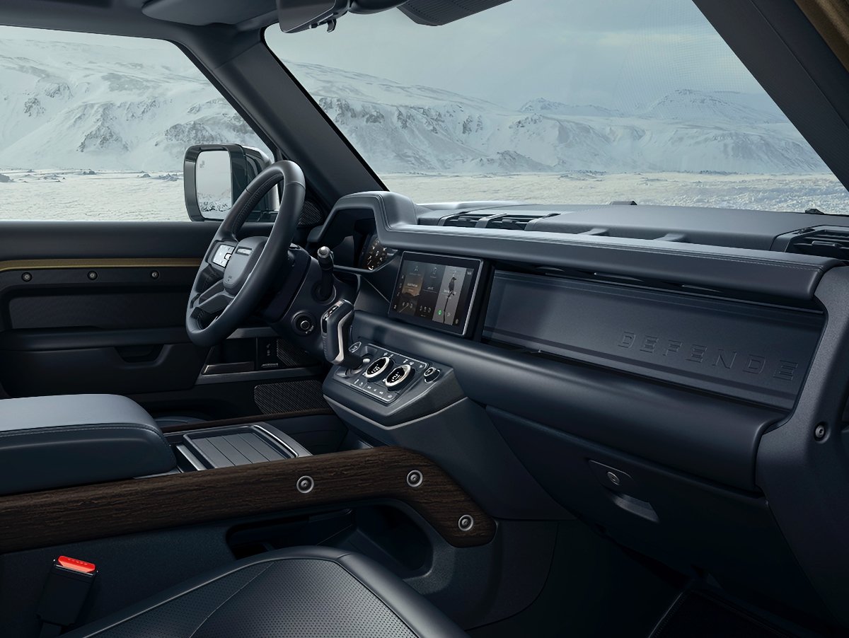 لاند روفر ديفندر