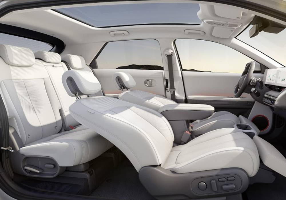 سيارة هيونداي أيونيك 5 صورة 2