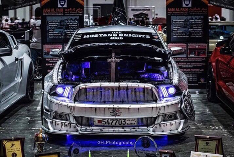 نادي موستنج