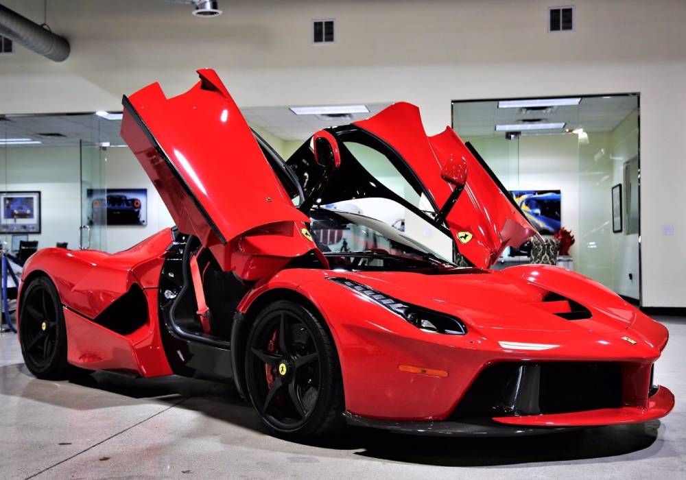 لا فيراري كوبيه