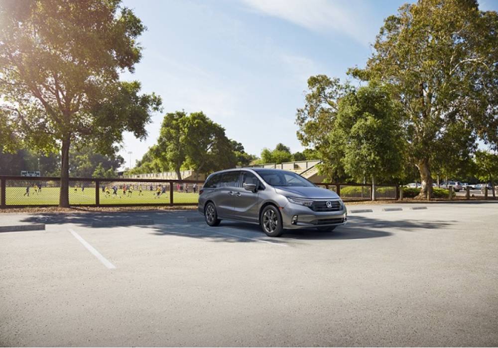 المشروعات التجارية تكشف عن عروضٍ متميزة على سيّارات هوندا في رمضان صورة 2