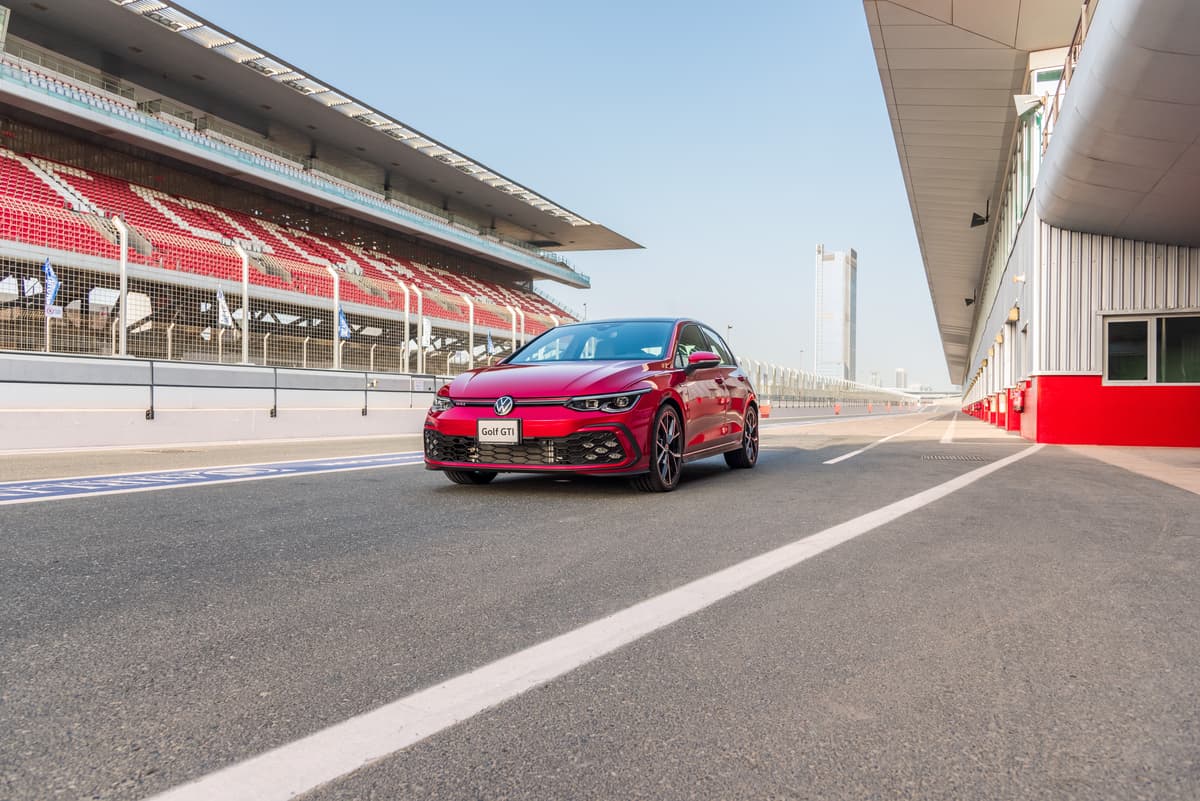 تجربة قيادة جولف GTI