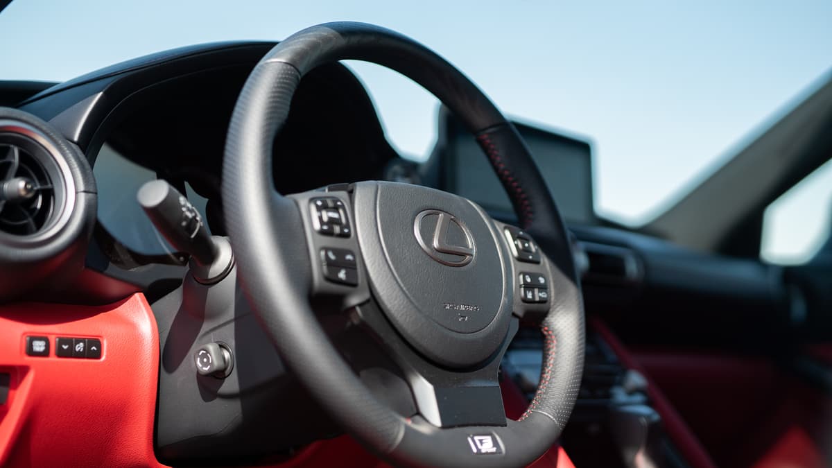 تجربة لكزس is 350