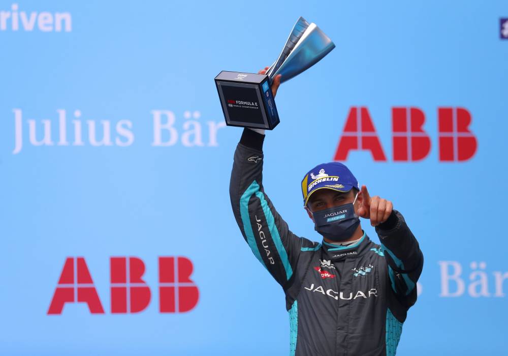جاكوار تحقق أول تتويج مزدوج في بطولة فورمولا إي في روما صورة 4