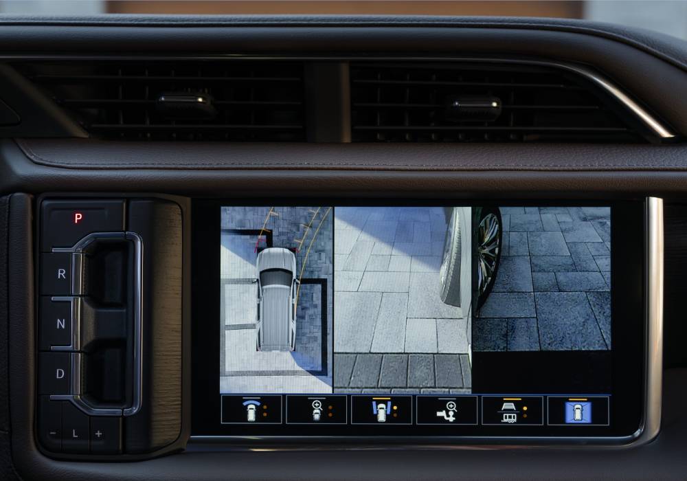 جولة تقنية شاملة حول جي إم سي يوكون صورة 3