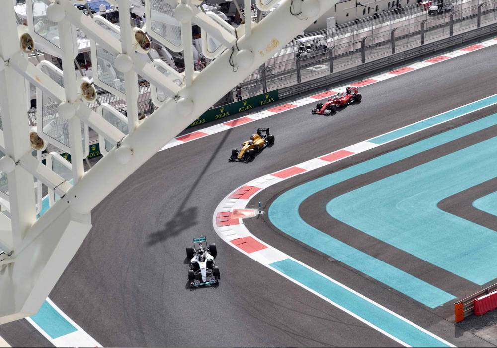 حلبة مرسى ياس تقدم باقة لتجارب الدريفت الحافلة بالتشويق طوال شهر ابريل صورة 2