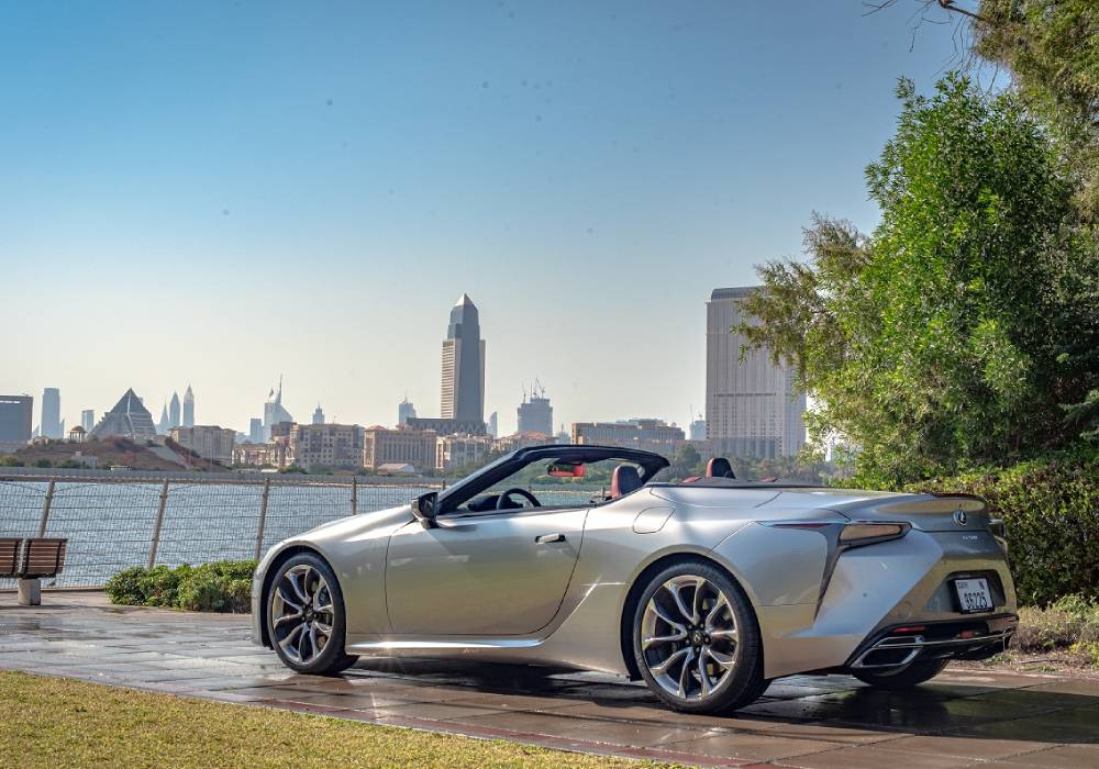 لكزس ال اس اس