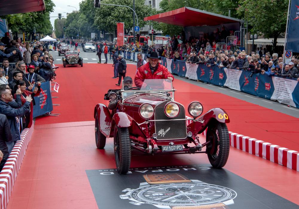 الإمارات تستضيف سباق الألف ميل  صورة 3