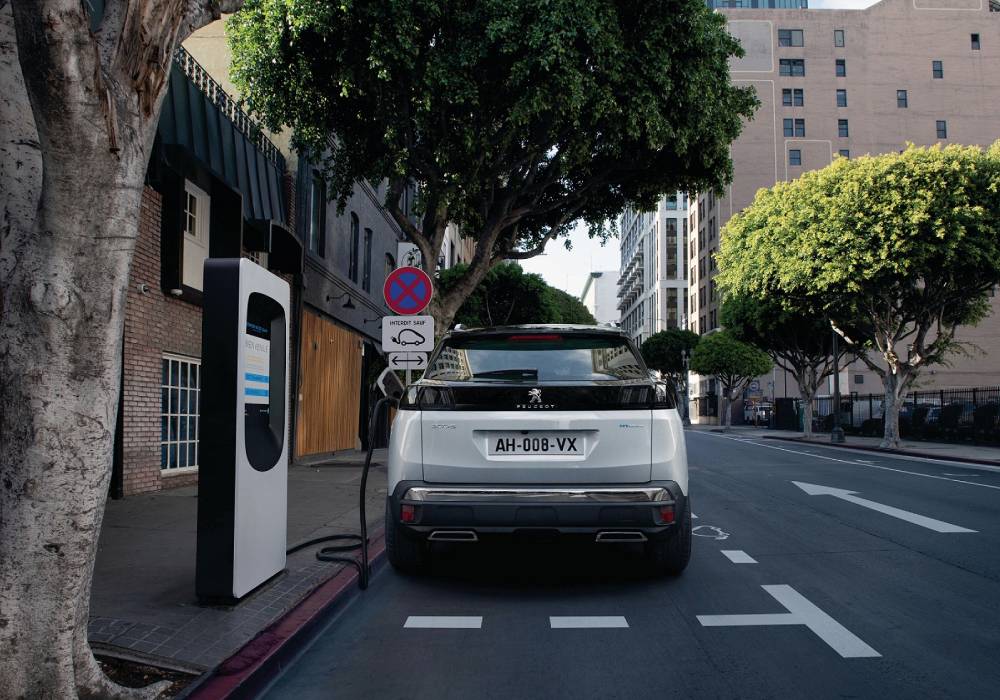 صورة 3_ PEUGEOT 3008 PHEV Rear