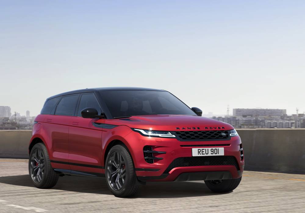 طراز رينج روڤر إيڤوك P300 HST الجديد صورة 3