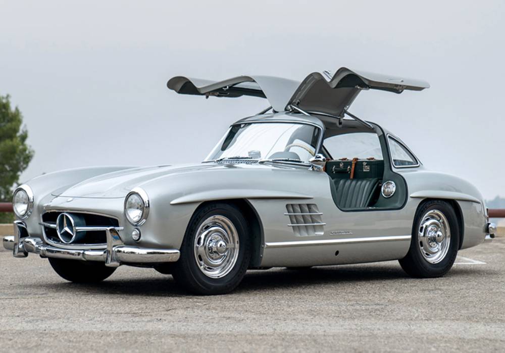 مرسيدس 300 اس ال جول وينغ