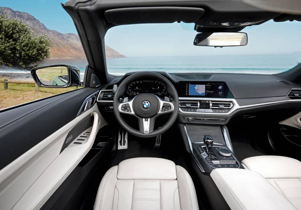 أبوظبي موتورز تعلن وصول سيارة BMW 4 Series Convertible الجديدة كلياً صورة 4