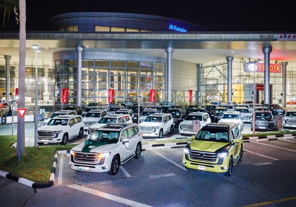 الفطيم تويوتا تحتفي بأول خمسين عميل لسيارة لاند كروزر الجديدة كلياً  صورة 3