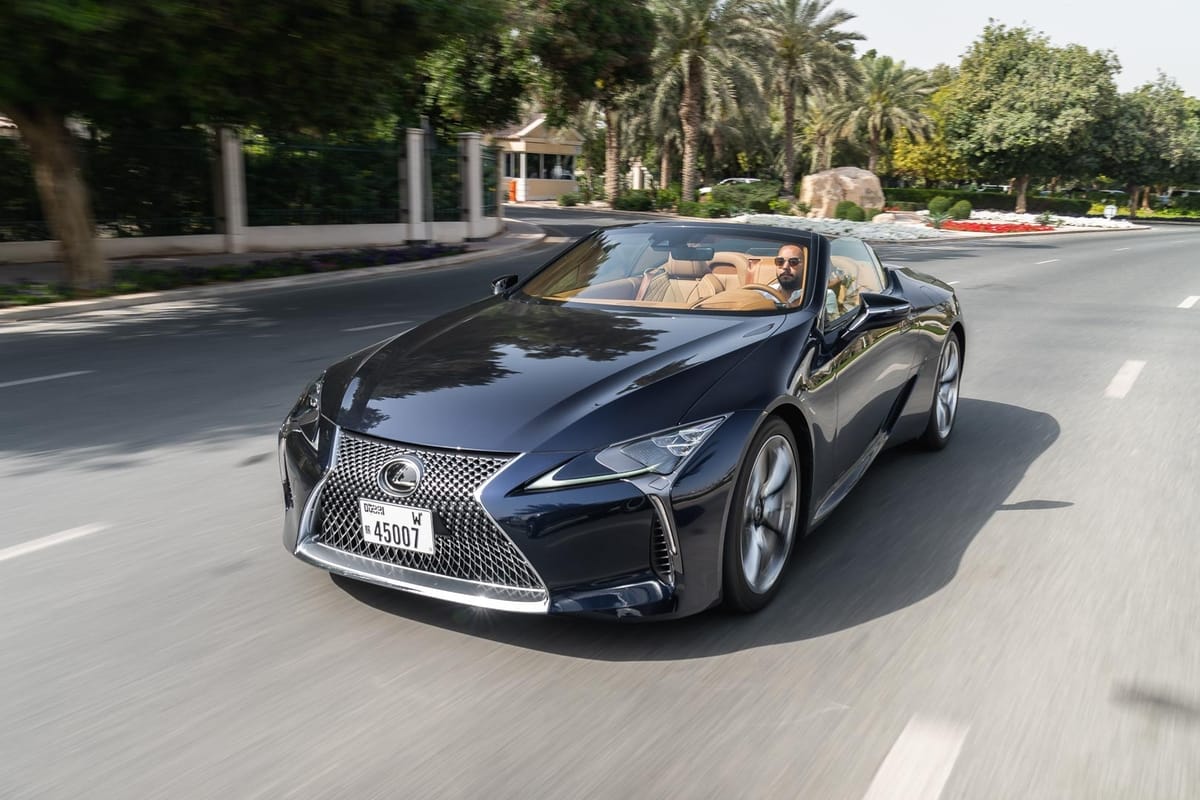 لكزس ال سي 2021