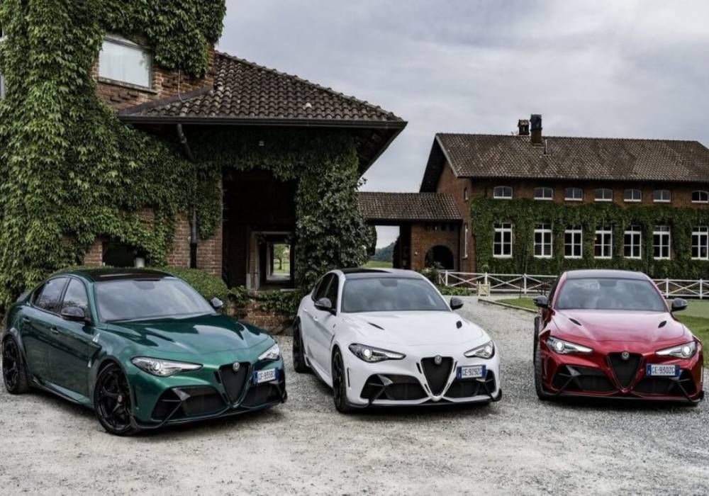 جوليا جي تي إيه أسطورة تنطلق واثقة إلى الطرقات صورة 3