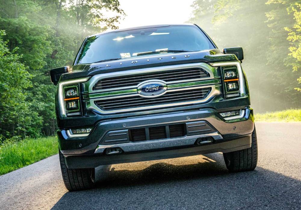 شاحنة فورد اف 150 الهجينة والجديدة تقدم لعشاقها محركات جبارة ومزايا عديدة صورة 2
