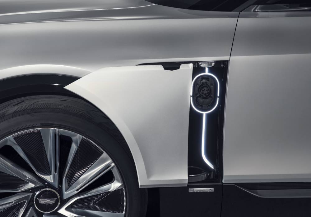 كاديلاك الشرق الأوسط تعلن عن ليريك الكهربائية بالكامل وموعد وصولها إلى المنطقة صورة 4