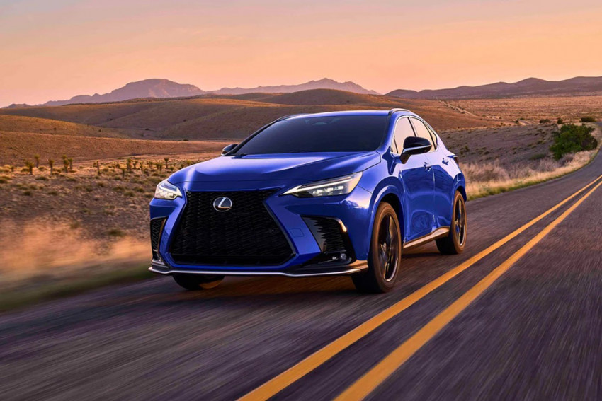 لكزس أن أكس