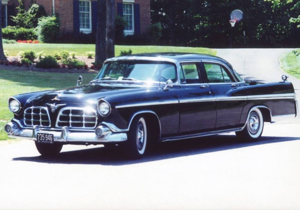 مجموعة سيارات ملكية عليك أن تدفع كي تستطيع مشاهدتها صورة 3