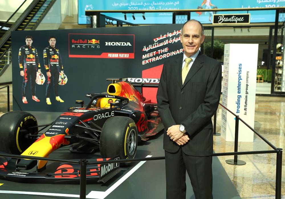 هوندا ريد بُل ريسينج المشاركة في سباقات الفورمولا 1 تطلّ على عشاقها صورة 3
