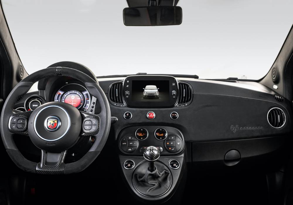 ابارث 695 إسي إسي الجديدة تفوق في الأداء والتسارع والتحكم مع إصدار كوليكتورز الجديد صورة 3