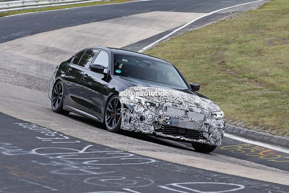 بي ام دبليو أم 340 2023