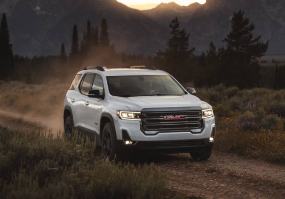 جي إم سي أكاديا للعام 2021 بتصميم يترك انطباعا قويا صورة 1