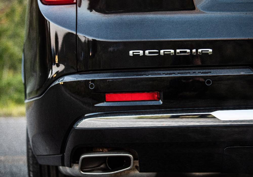 جي إم سي أكاديا للعام 2021 بتصميم يترك انطباعا قويا صورة 5