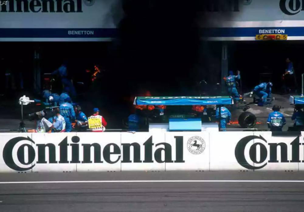 أكثر مشهد في فورمولا 1 شهرة للتزود بالوقود صورة 5