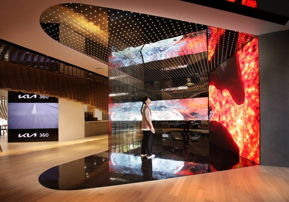 اعادة افتتاح مركز كيا 360 في سيؤول المتميز بمساحة مبتكرة للتعرف على حلول النقل المستقبلية صورة 4