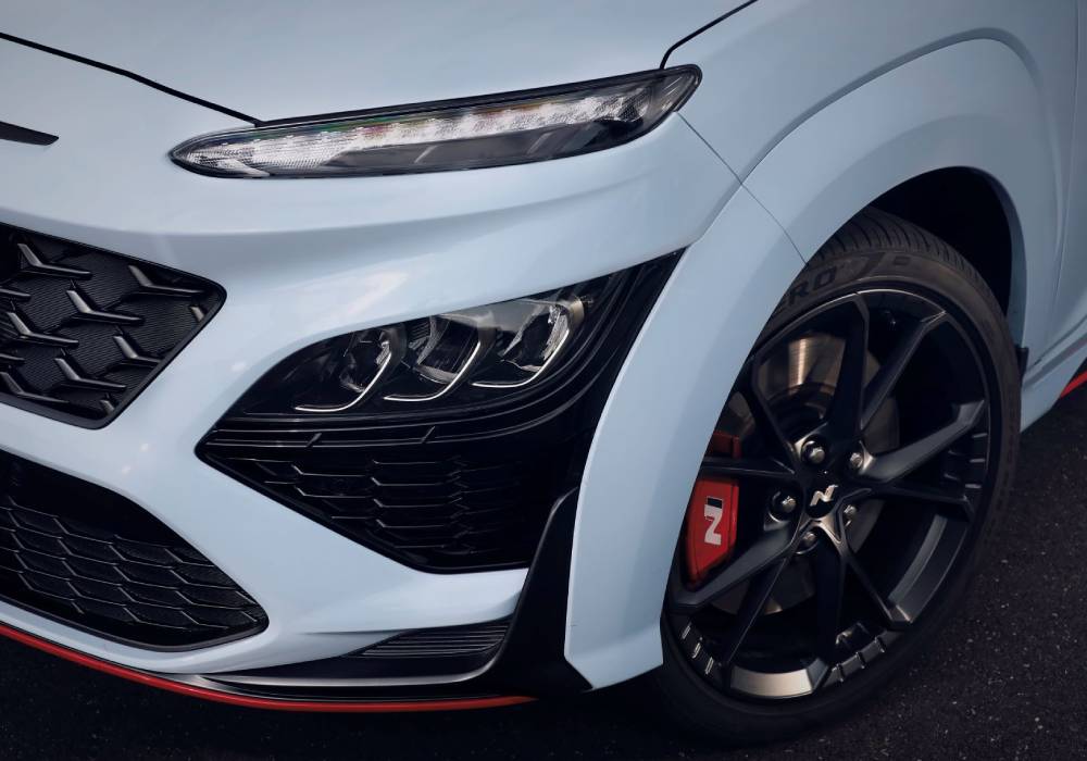 بيريللي تطرح إطارا جديدا من نوع بي زيرو صورة 2