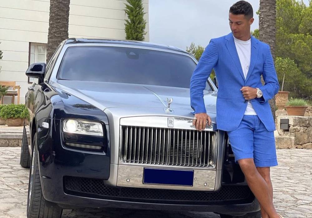 رونالدو مع رولز رويس