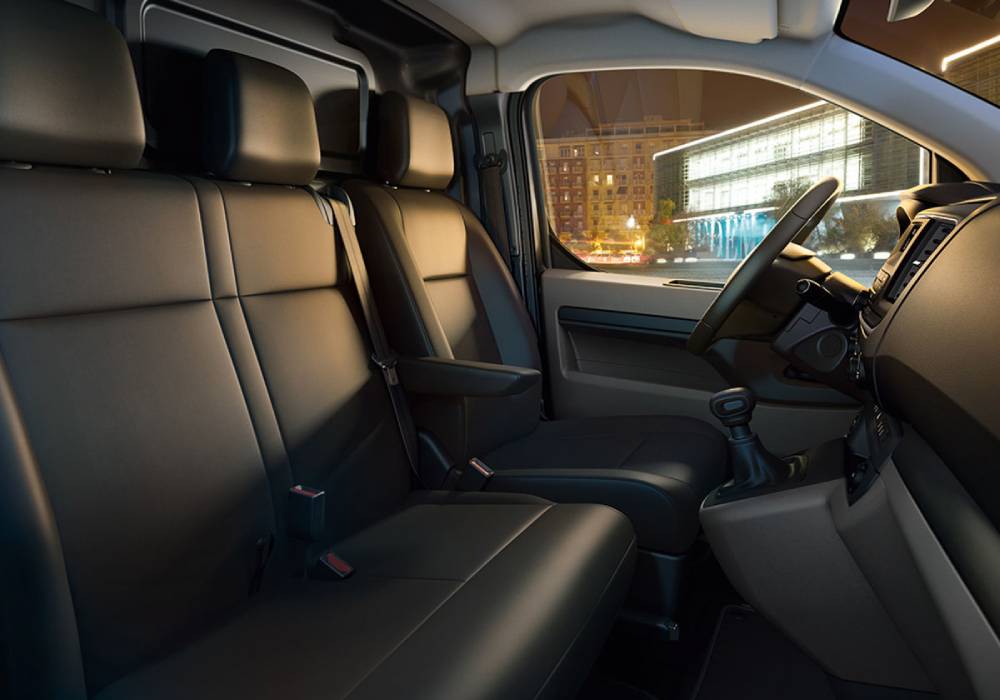 صورة 4 -  مقاعد أوبل فيفارو فان