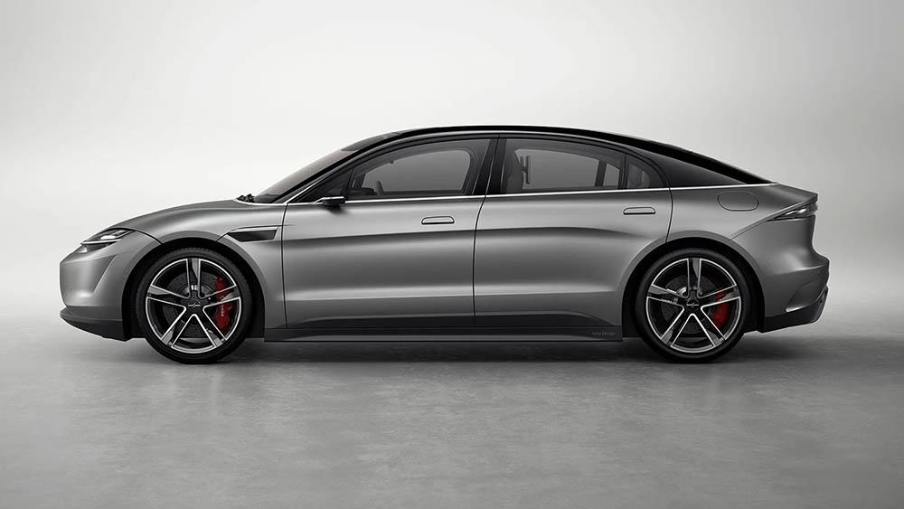 سيارة نموذجية من سوني وهوندا