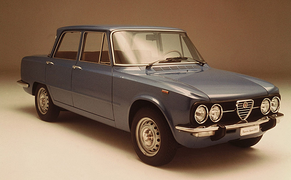 ألفا روميو جوليا 