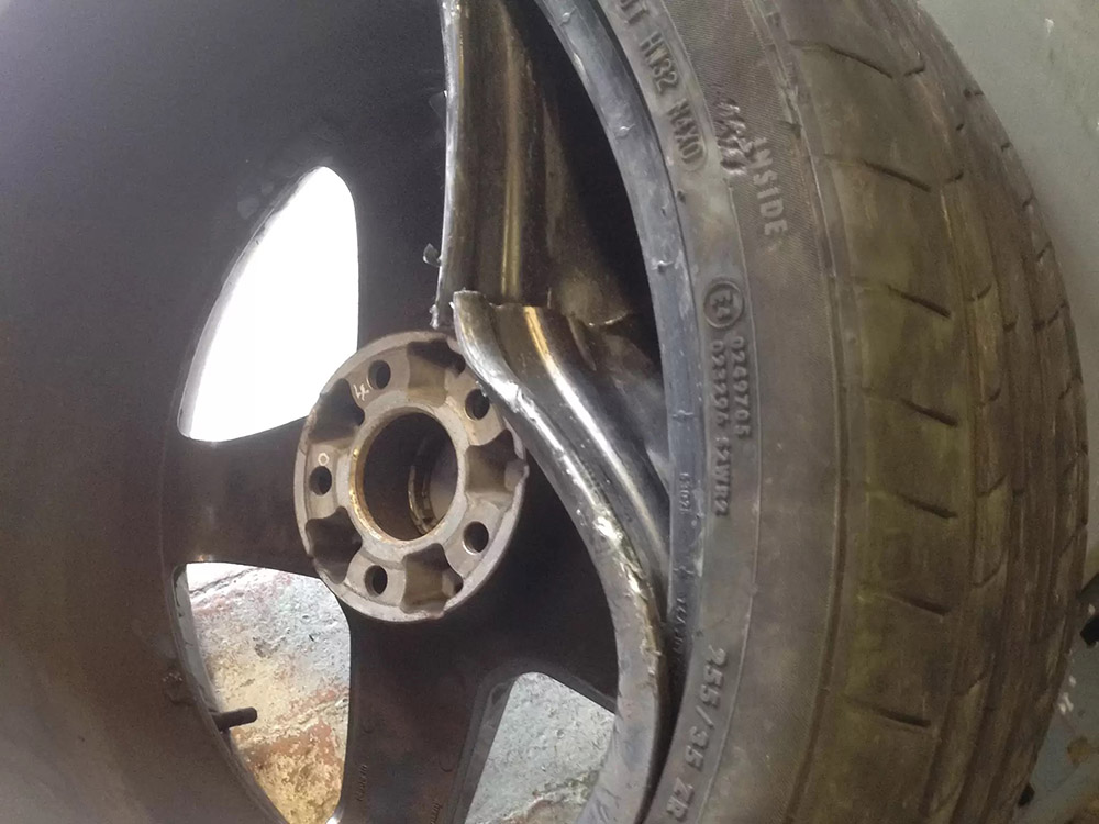 إنكسار الجنط