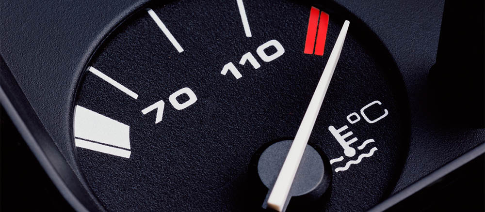 حرارة محرك  السيارة