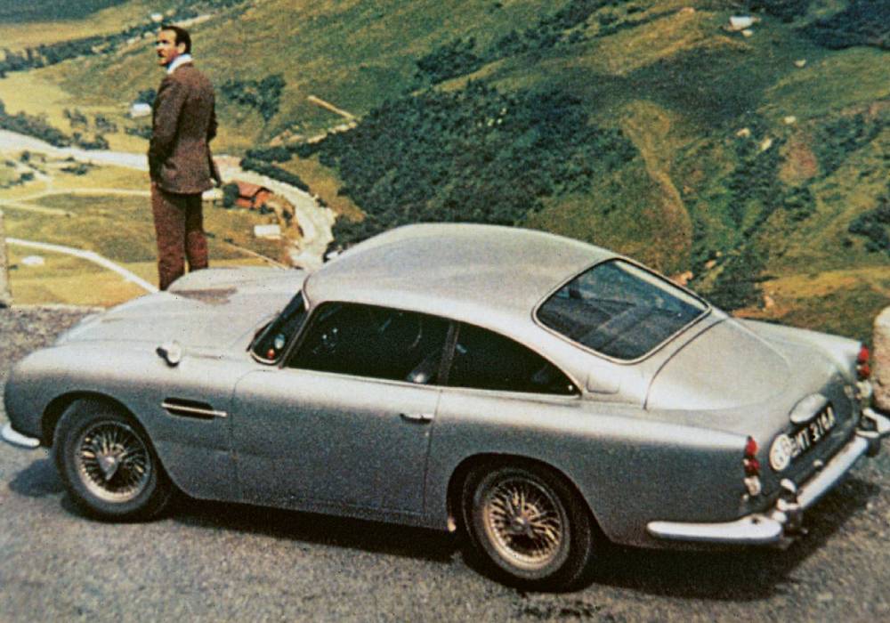 استون مارتن DB5 الأسطورية الضائعة نجمة فيلم جيمس بوند قد تكون في منطقتنا صورة 3