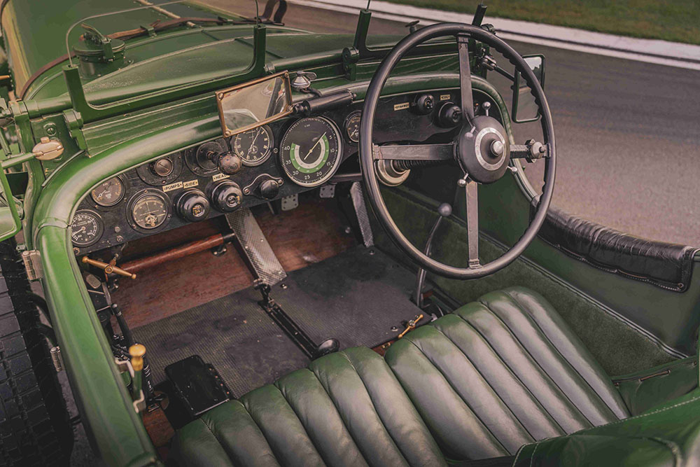 بنتلي Six Speed