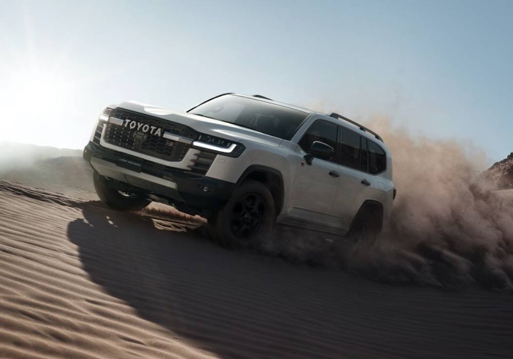 الفطيم تويوتا تطلق سيارة لاند كروزر طراز جي آر سبورت الجديدة كلياً في الامارات صورة 4