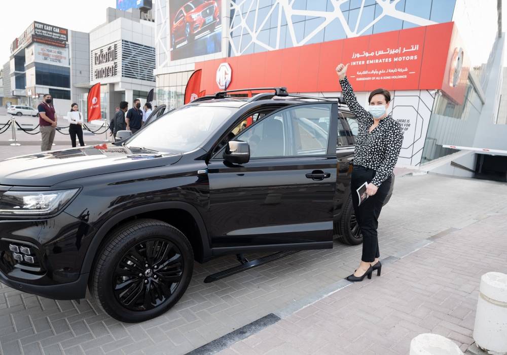 النسخة الحصرية من سيارة MG RX8 Black Edition  تواصل تحقيق النجاح منذ إطلاقها في الإمارات صورة 4