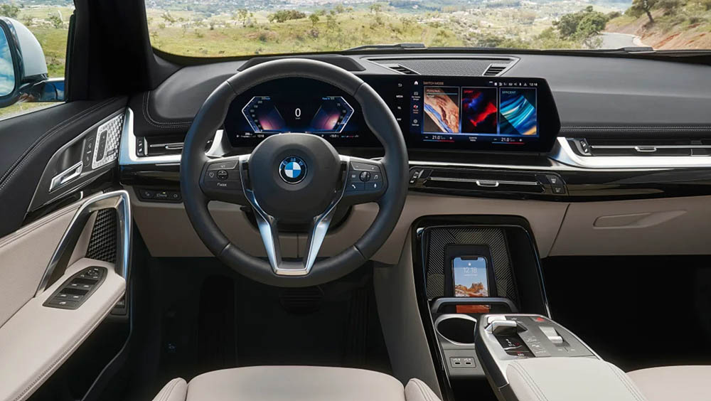 بي ام دبليو إكس 1