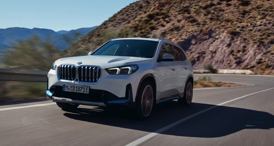 بي ام دبليو إكس 1