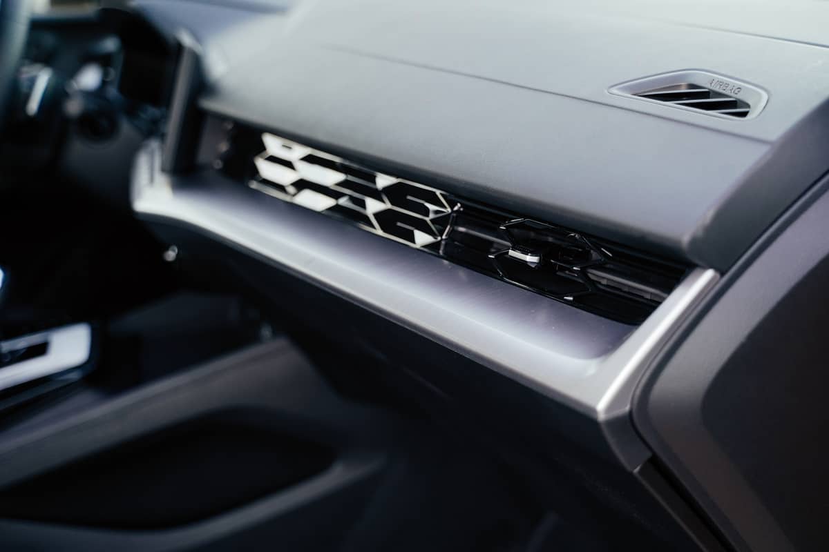 تجربة أم جي جي تي