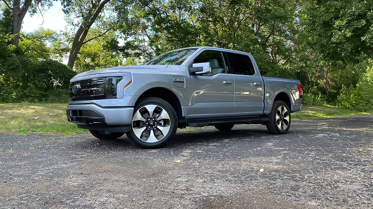 تجربة فورد اف 150 لايتنينج