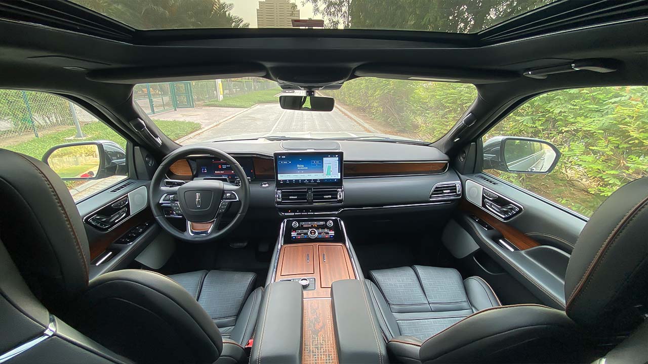 تجربة لينكولن نافيجيتور 2022