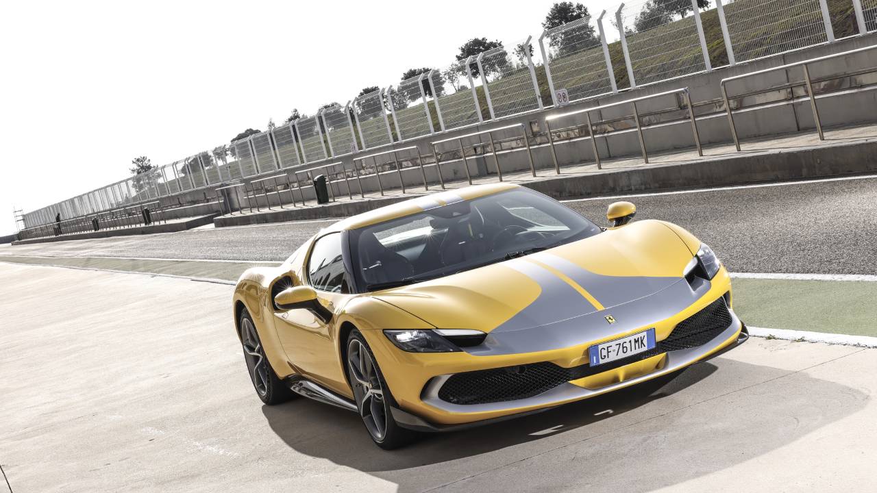 فيراري 296 جي تي بي