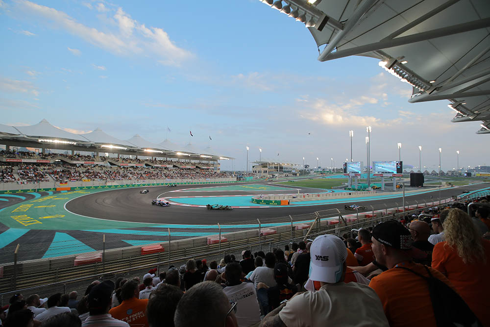 تطبيق Abu Dhabi GP