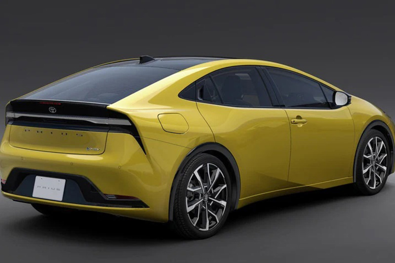 تويوتا بريوس 2023