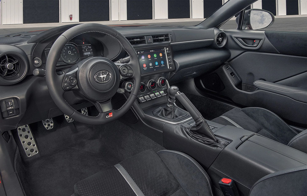 تجربة تويوتا جي ار 86